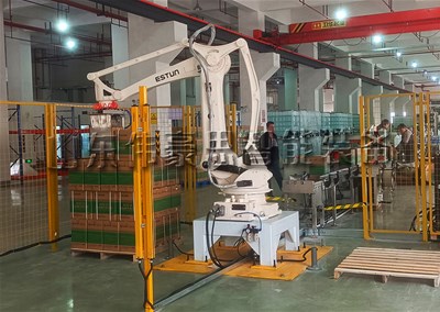 方形紙箱全自動碼垛機(jī)，安徽自動碼垛機(jī)器人